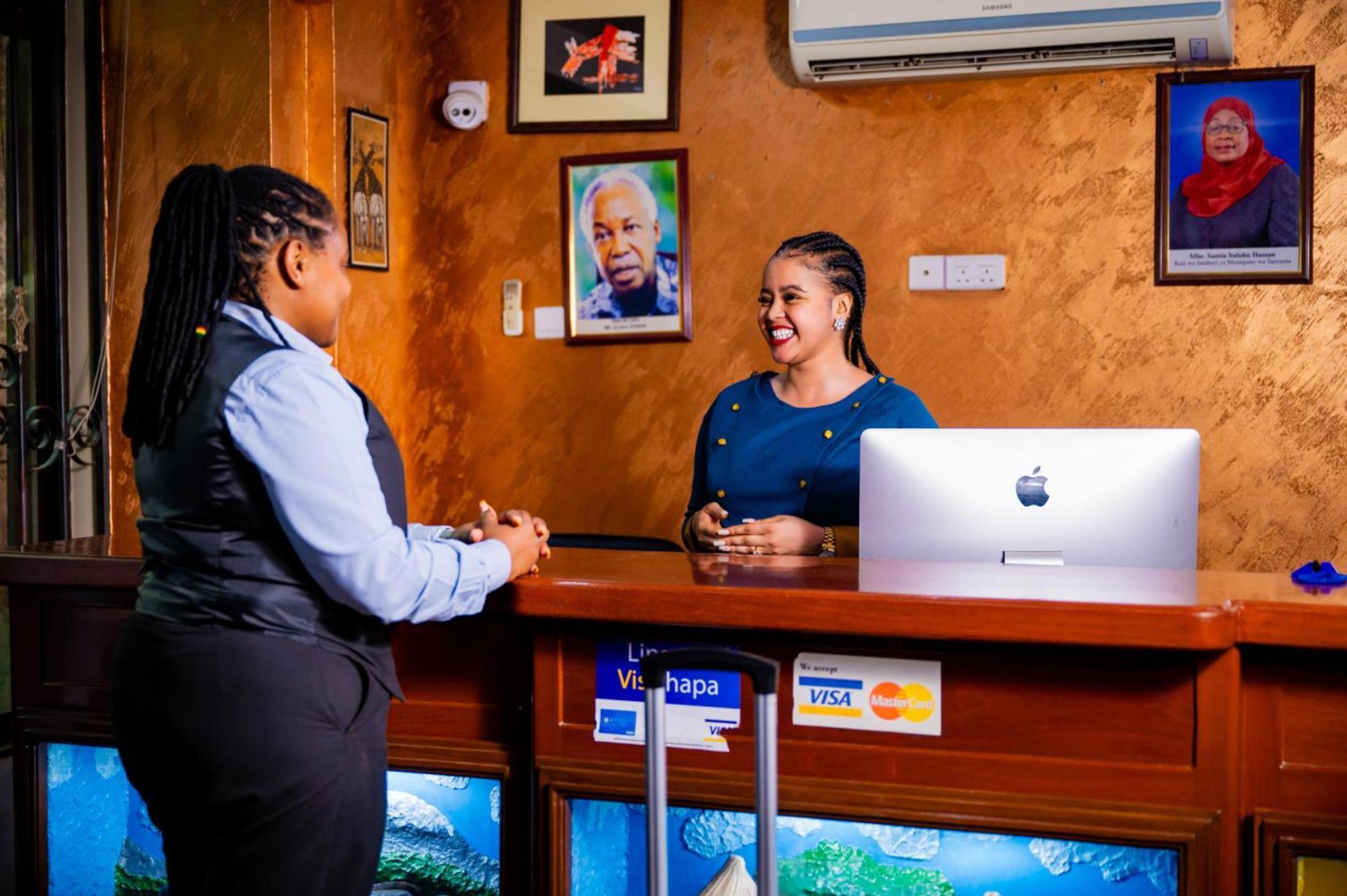 Green Mountain Hotel Arusha Ngoại thất bức ảnh