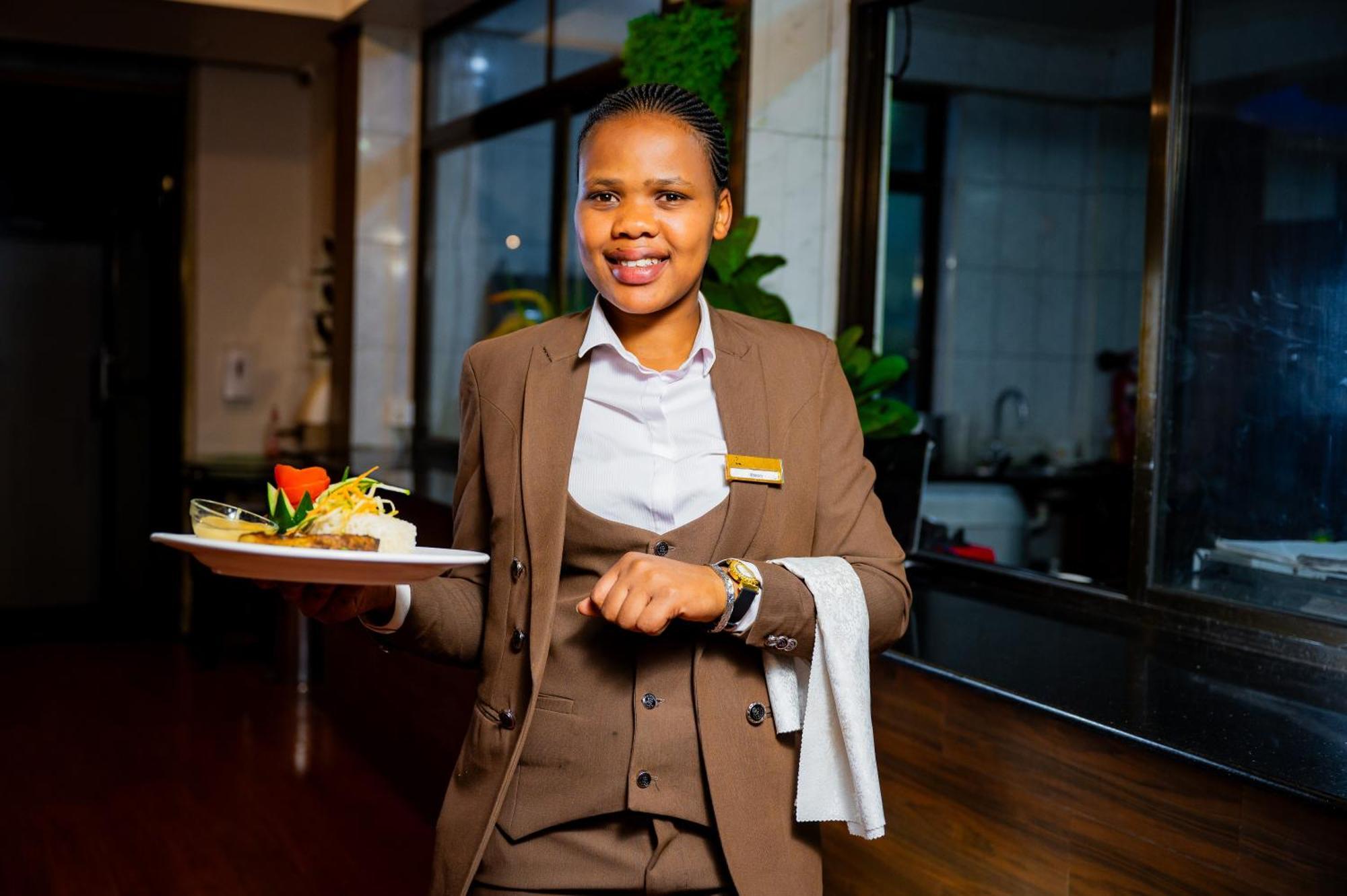 Green Mountain Hotel Arusha Ngoại thất bức ảnh