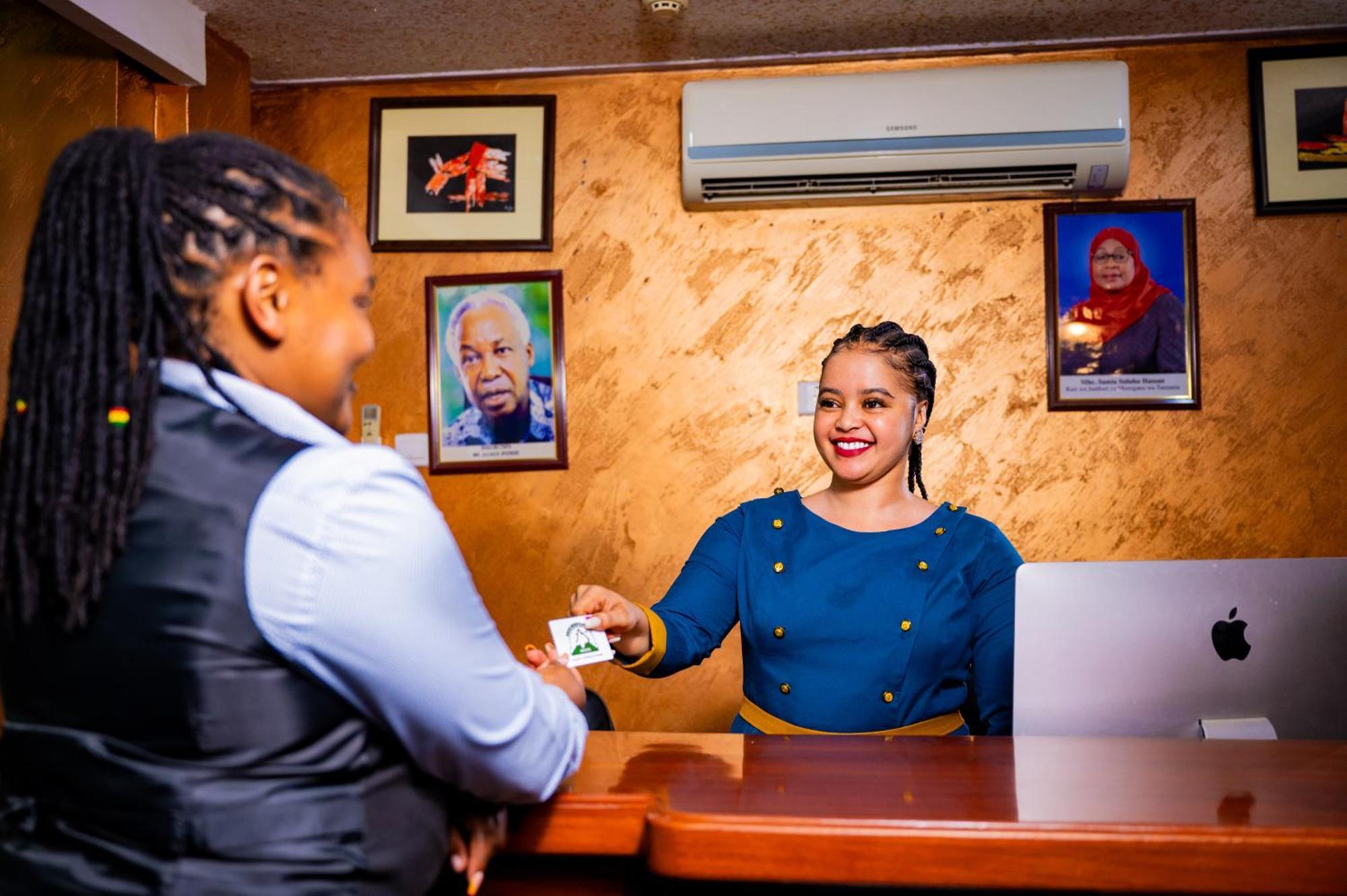 Green Mountain Hotel Arusha Ngoại thất bức ảnh